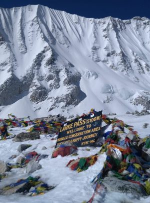 13 days manaslu circuit trek