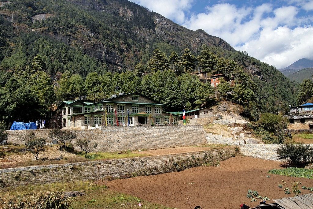 best luxury lodge everest base camp trek