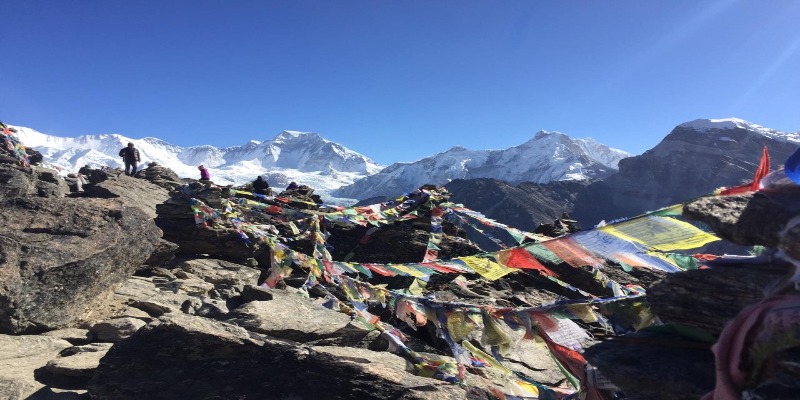 trekking in nepal in october